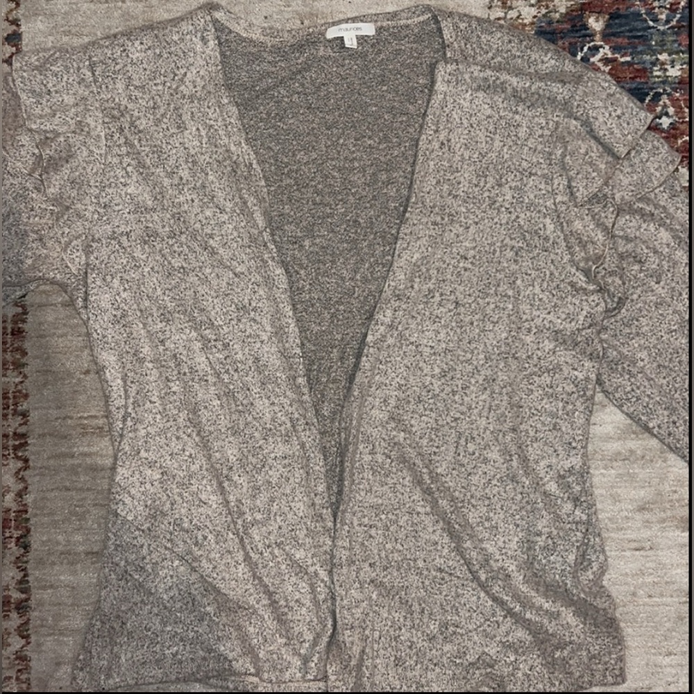 NWOT Maurices Gray Ruffle Sleeve Open Front Cardigan Size Large - Picture 4 of 7